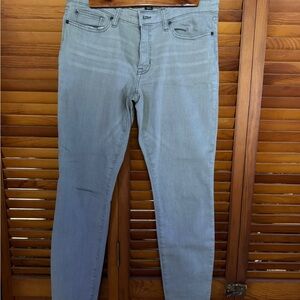Women’s Grey Skinny Jeans